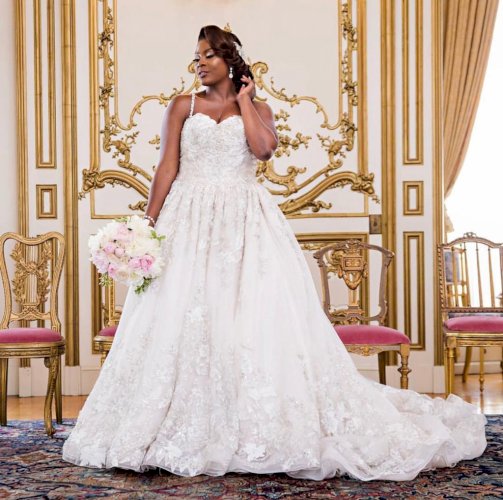 Glamorous YSA Makino DesignerDress (veil & hair piece included)