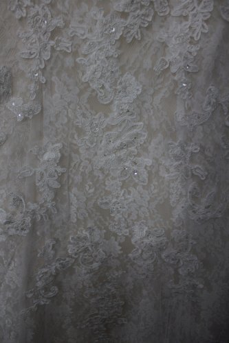 NEVER WORN Wedding Dress for Sale. Jewel by David's Bridal 