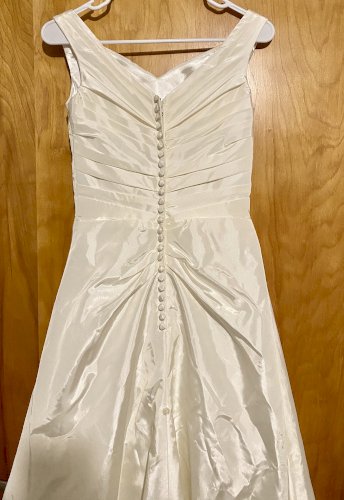 Augusta Jones Wedding Dress